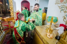Община Свято-Троицкого собора отметила престольный праздник правого предела. 15
