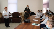 СЕЛЬСКИЕ ШКОЛЬНИКИ УЧИЛИСЬ ПИСАТЬ ПОСТЫ И БРАТЬ ИНТЕРВЬЮ 9