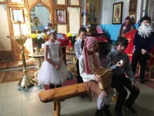 На Уроках Доброты Дубининские дети подготовили пасхальное поздравление для прихожан