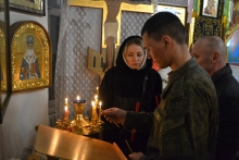 Новости приходов: Ужурские военнослужащие приняли участие в Пасхальном Крестном ходе и праздничном богослужении