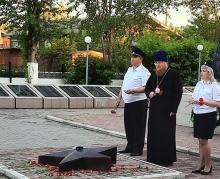 Священнослужители Шарыповского благочиния почтили память погибших на войне 2