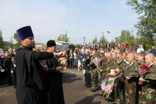 Шарыповский благочинный поздравил с Днем знаний воспитанников кадетского корпуса 3
