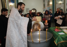 В праздник Богоявления в Свято-Троицком соборе Святое крещение приняли 15 человек 6