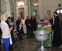 В праздник Богоявления в Свято-Троицком соборе Святое крещение приняли 15 человек 4