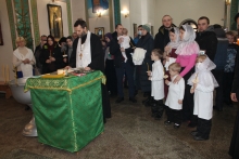 В праздник Богоявления в Свято-Троицком соборе Святое крещение приняли 15 человек 2