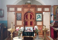 В храме свт. Иннокентия Иркутского, расположенном в посёлке Дубинино, завершили благоукрашение иконостаса 2