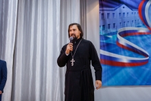 Священник Шарыповского благочиния побывал на юбилее Балахтинского аграрного техникума 2