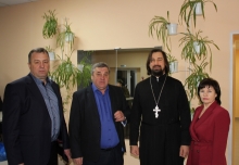 Священник Шарыповского благочиния побывал на юбилее Балахтинского аграрного техникума 3