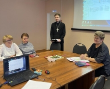 Священник обсудил с руководителями школ города Шарыпово предстоящие собрания по выбору модулей курса ОРКСЭ 3