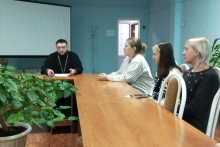Священник побеседовал с родителями о семейных ценностях в свете православной культуры и традиций 2