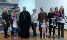 Священник побеседовал с родителями о семейных ценностях в свете православной культуры и традиций 3
