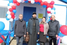 Священник Шарыповского благочиния освятил новый ФАП в Балахтинском районе 1
