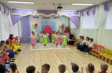 Сегодня, 15 мая на базе Новосёловского детского сада Малышок №11 состоялся районный детский фестиваль «Светлая Пасхальная благодать». 4
