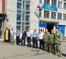 Шарыповский благочинный освятил автобус и благословил волонтёров, отправляющихся в зону СВО 6