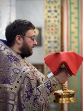 В соборе отметили отдание праздника Воздвижения Креста Господня 9