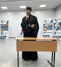 Настоятель храма встретился со студентами Балахтинского аграрного техникума