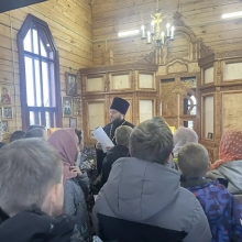 Учащиеся Холмогорской школы познакомились с устройством православного храма 2